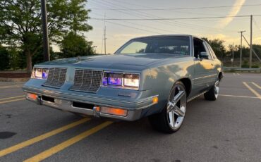 Oldsmobile-Cutlass-1985