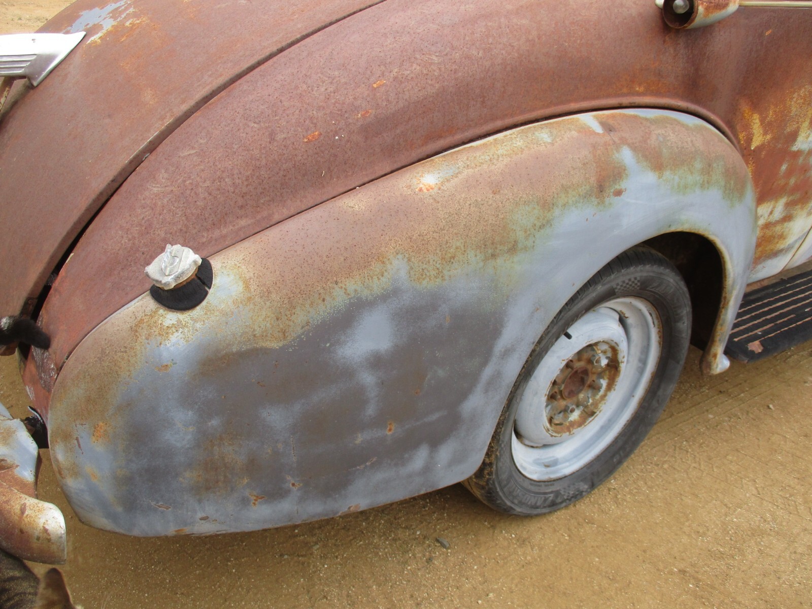 Oldsmobile-Six-Coupe-1937-14