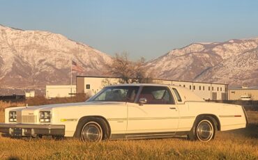 Oldsmobile-Toronado-1978-7