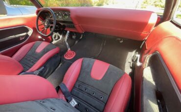 Plymouth-Barracuda-1971-26