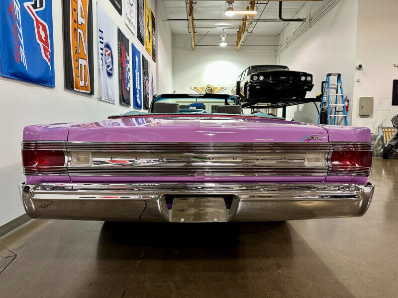 Plymouth-GTX-Convertible-1967-13