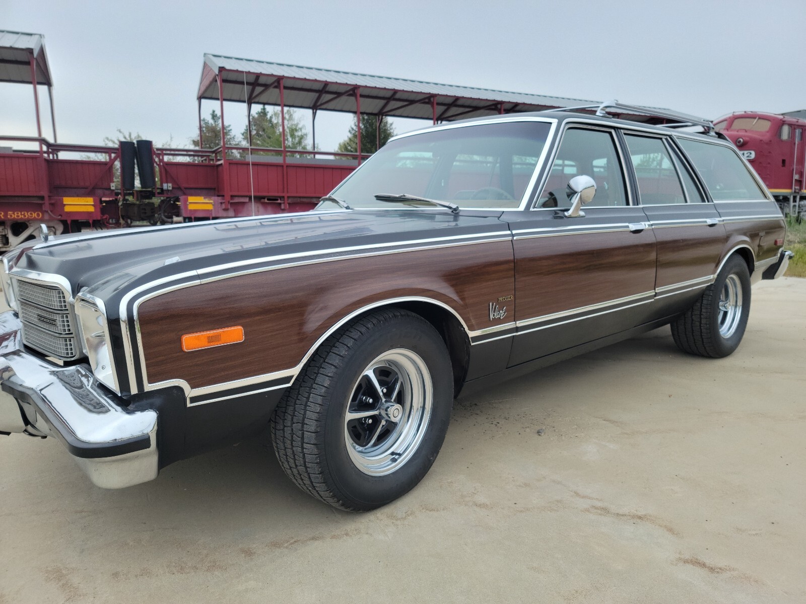 Plymouth-Volare-1977-6