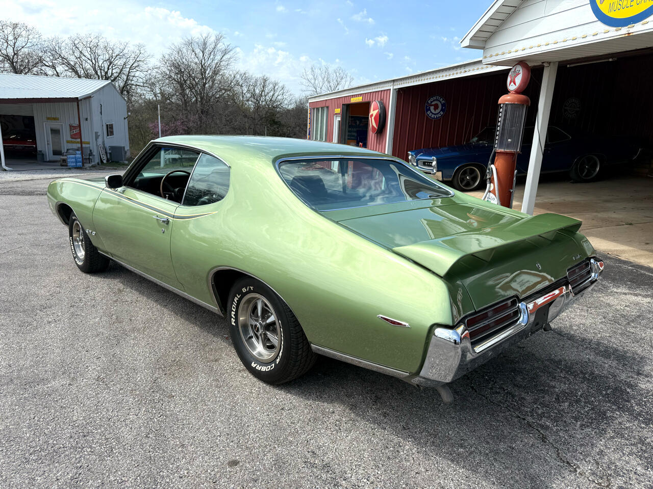 Pontiac-GTO-1969-4