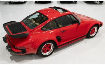 Porsche-911-1989-10