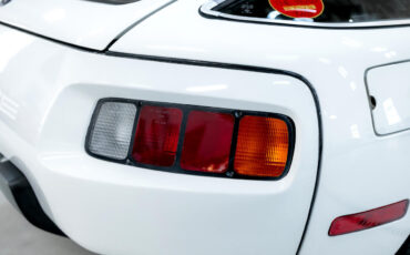 Porsche-928-1978-29