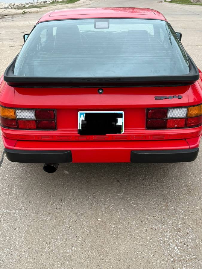 Porsche-944-1989-red-187005-6