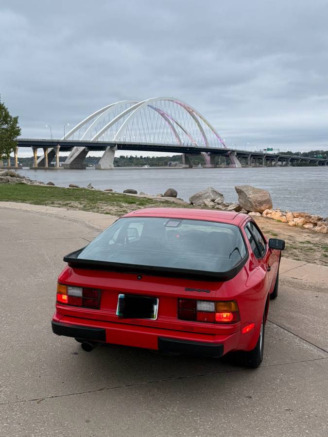 Porsche-944-1989-red-187005-9