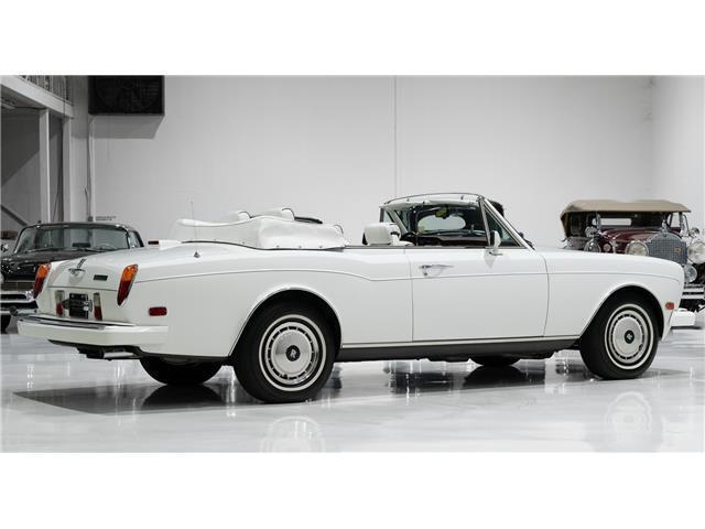 Rolls-Royce-Corniche-1993-5