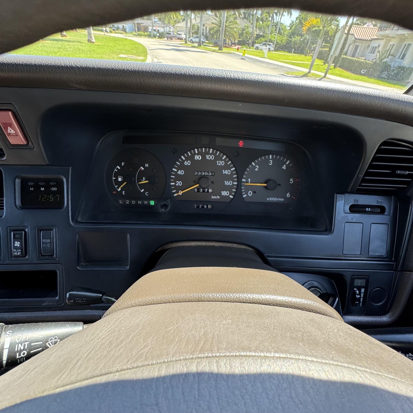 Toyota-Hiace-1995-20