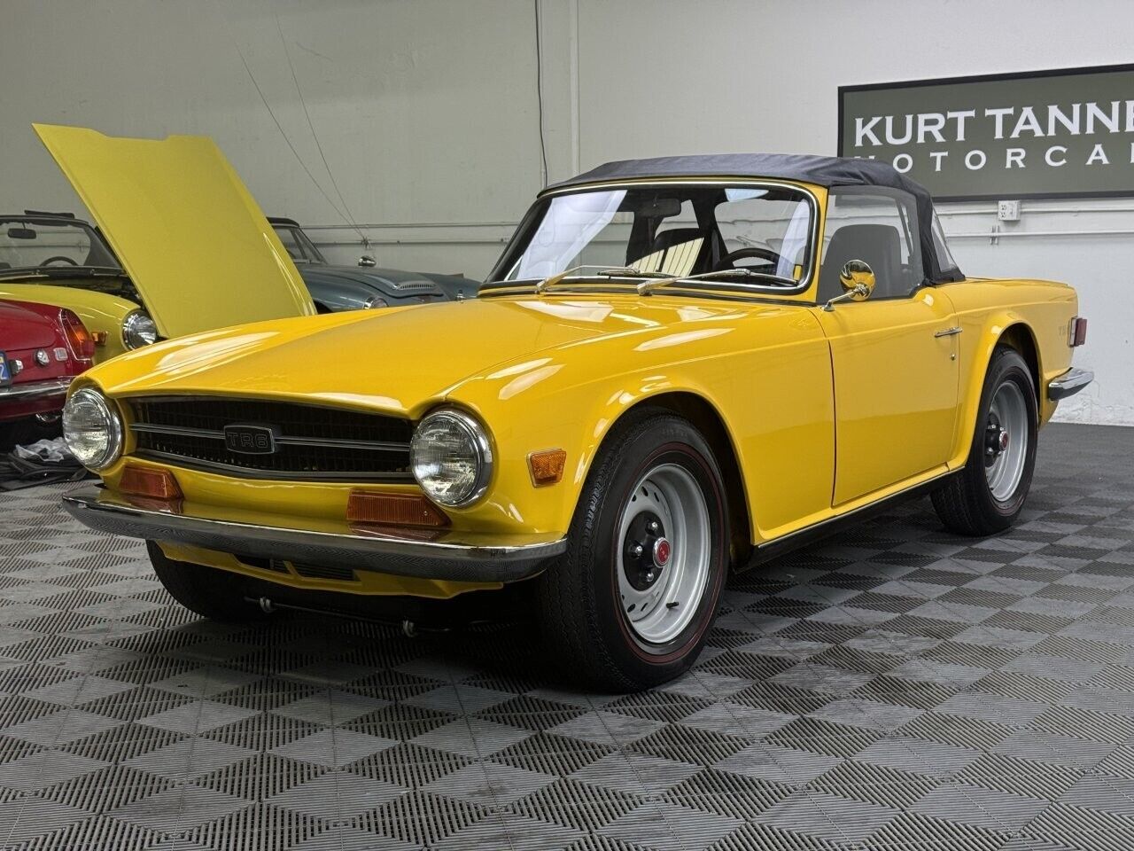 Triumph-TR-6-1969-8