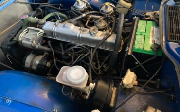 Triumph-Tr6-1976-blue-128747-1