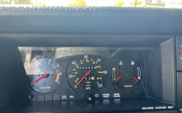 Volvo-240-1985-19
