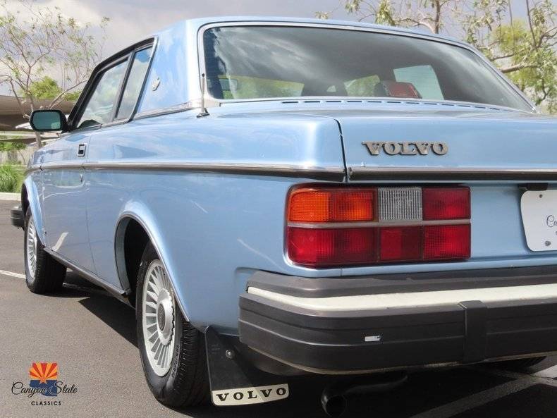 Volvo-Coupe-262-bertone-1981-blue-105380-22