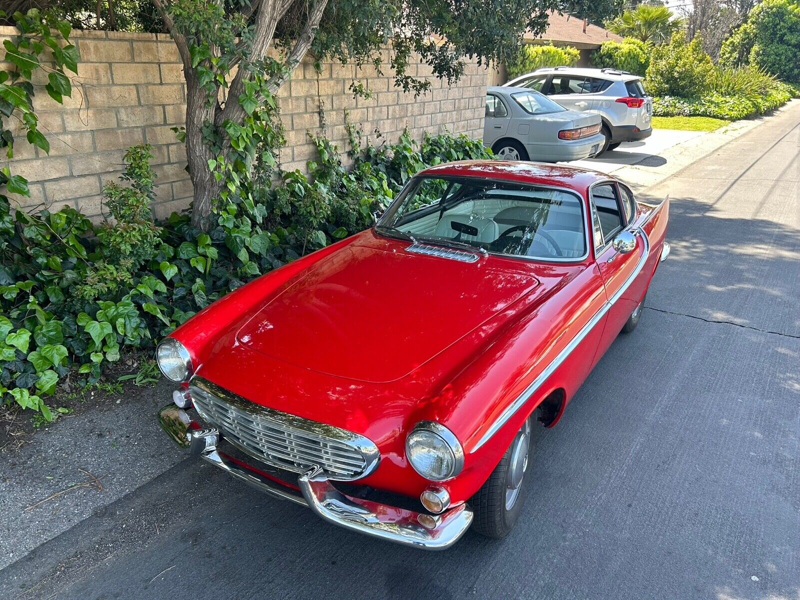 Volvo-P1800-p1800-Jensen-1961-2