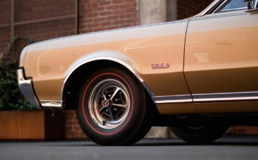 4-4-2-Oldsmobile-1967-32