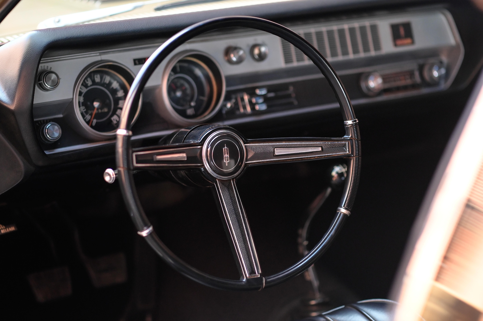 4-4-2-Oldsmobile-1967-39
