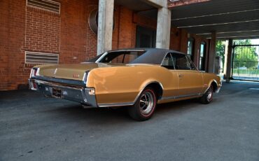 4-4-2-Oldsmobile-1967-4
