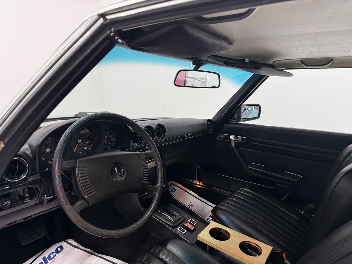 450-SL-Mercedes-1976-10