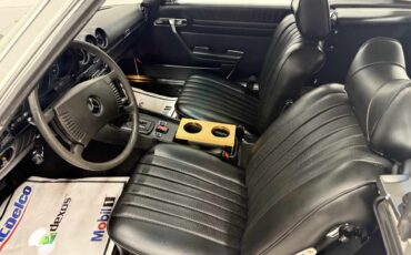 450-SL-Mercedes-1976-11