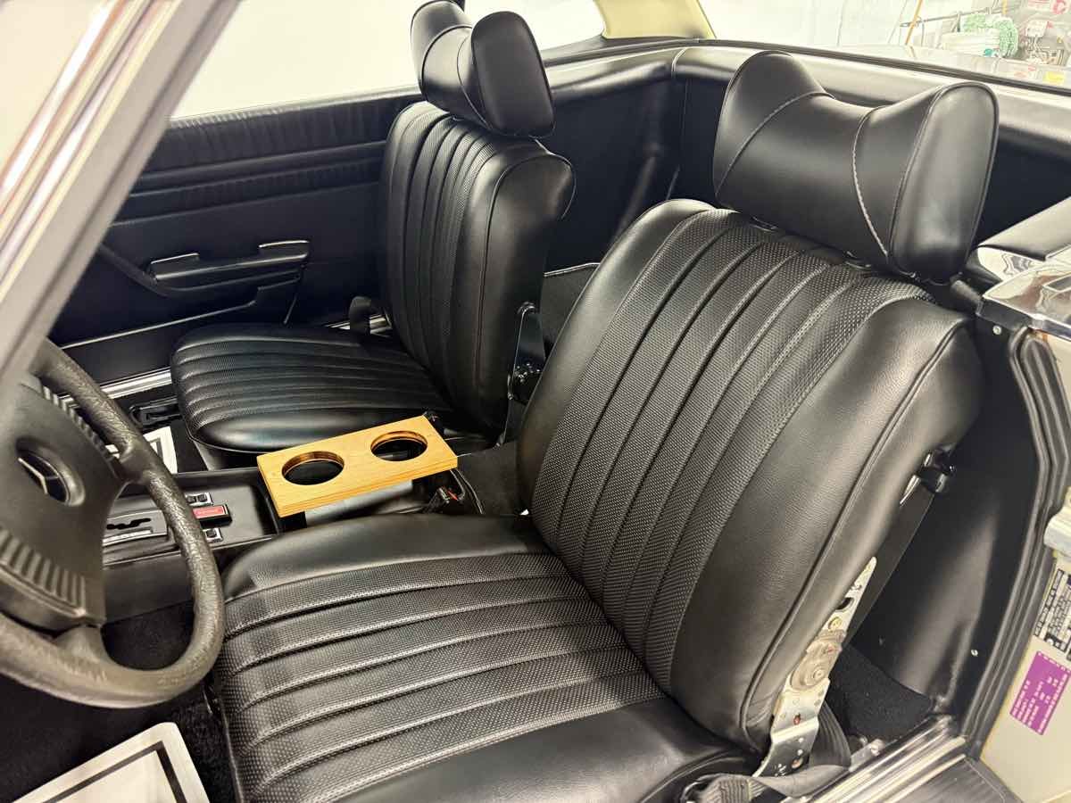 450-SL-Mercedes-1976-12