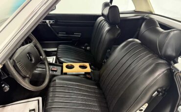450-SL-Mercedes-1976-13