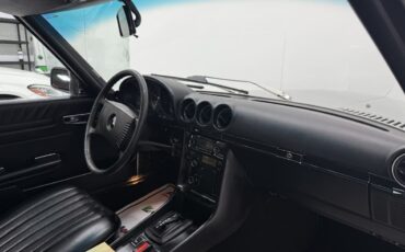 450-SL-Mercedes-1976-16
