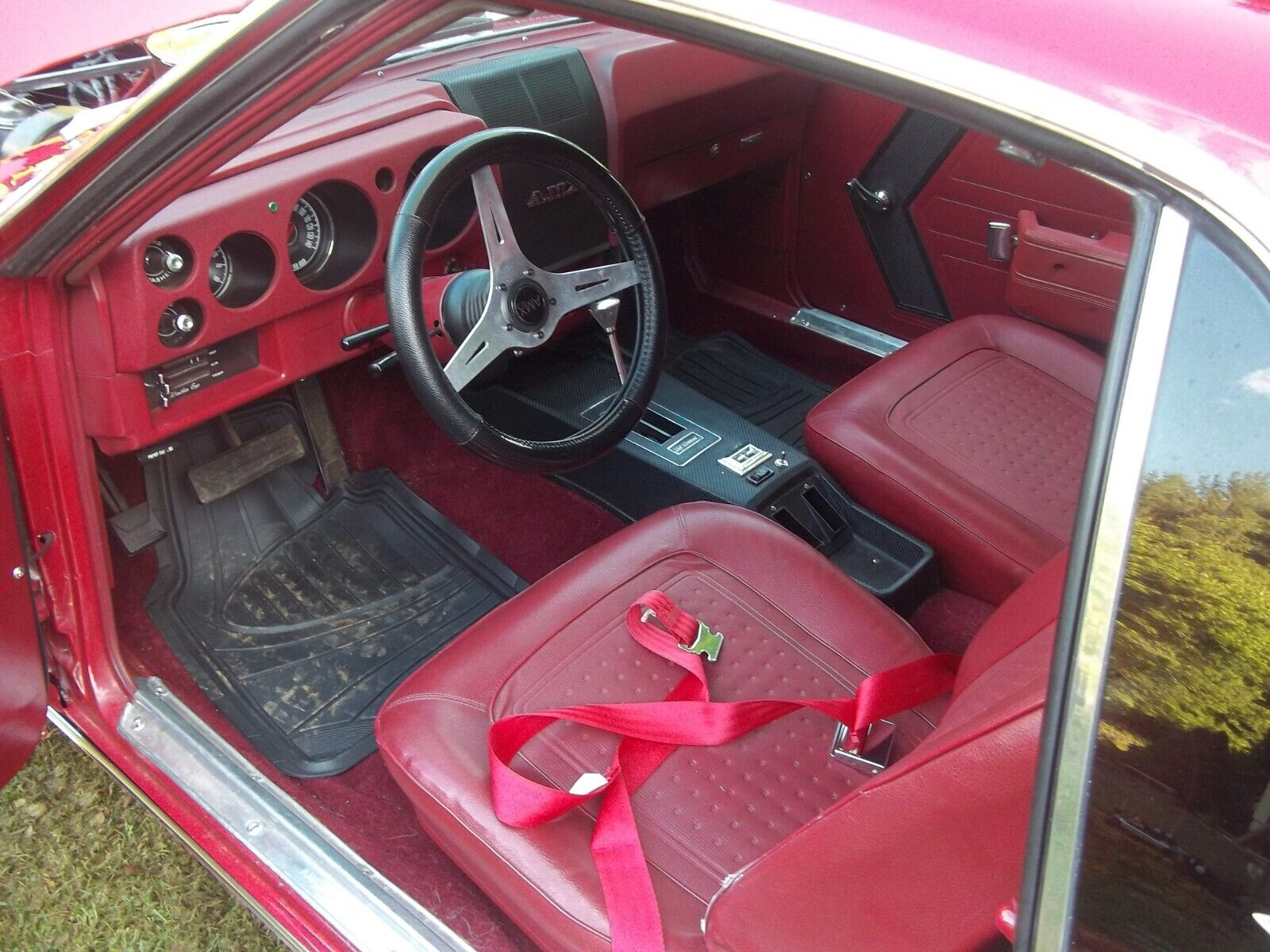 AMC-AMX-1968-Coupe-10