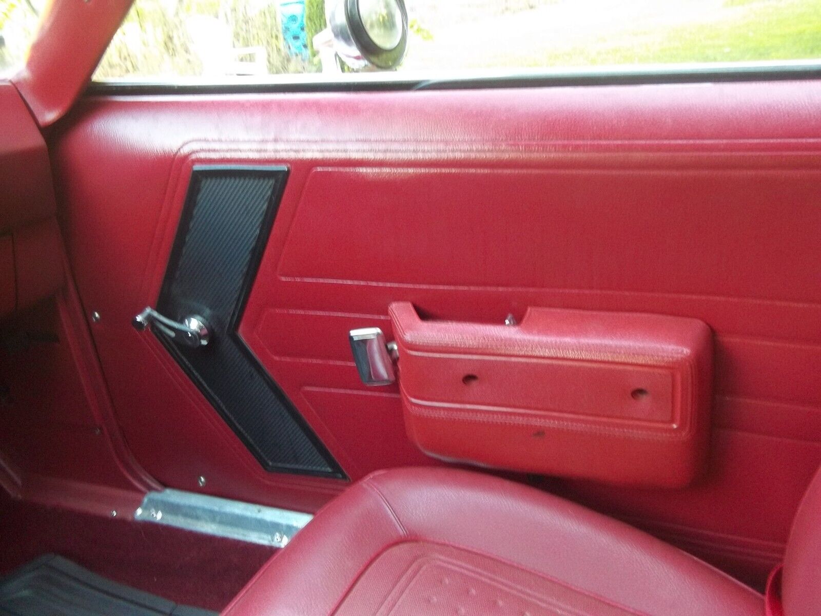 AMC-AMX-1968-Coupe-16