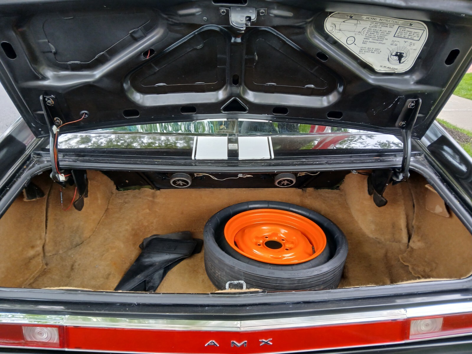 AMC-AMX-1969-Coupe-20