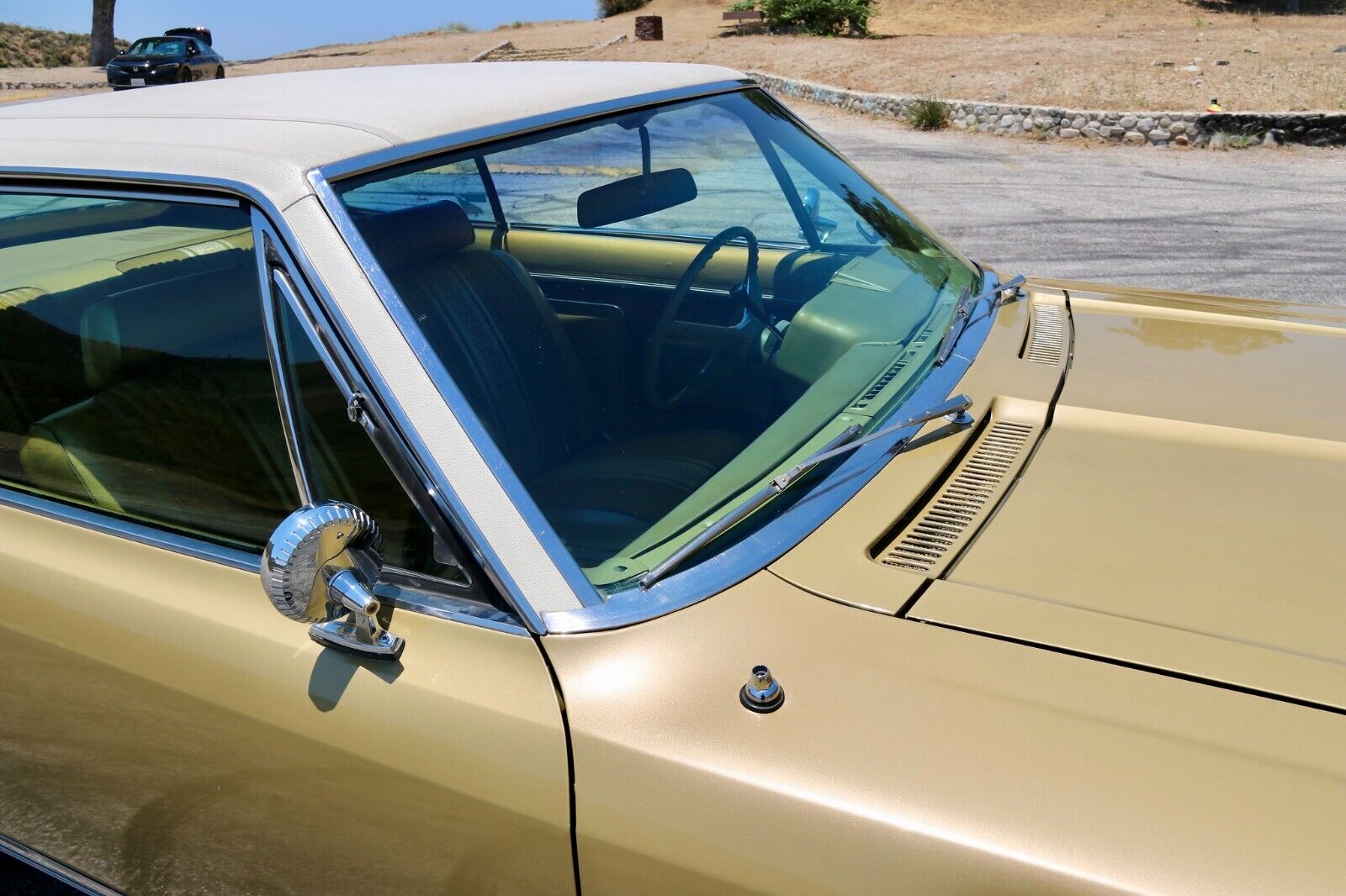 AMC-Ambassador-1968-Coupe-10