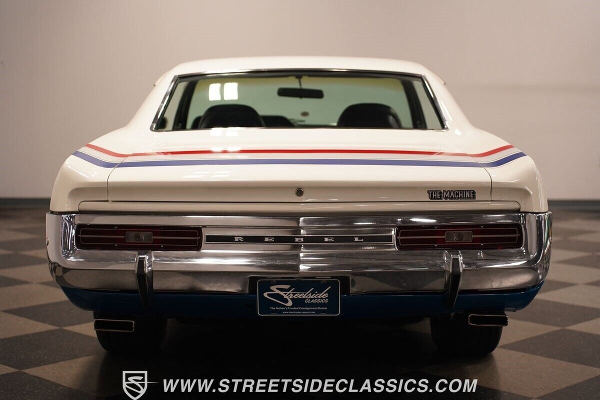AMC-Rebel-1970-Coupe-13
