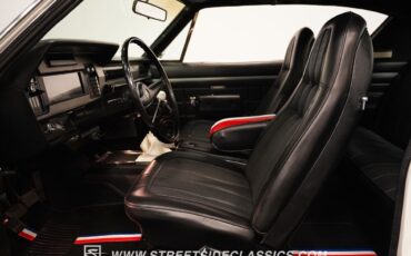 AMC-Rebel-1970-Coupe-4