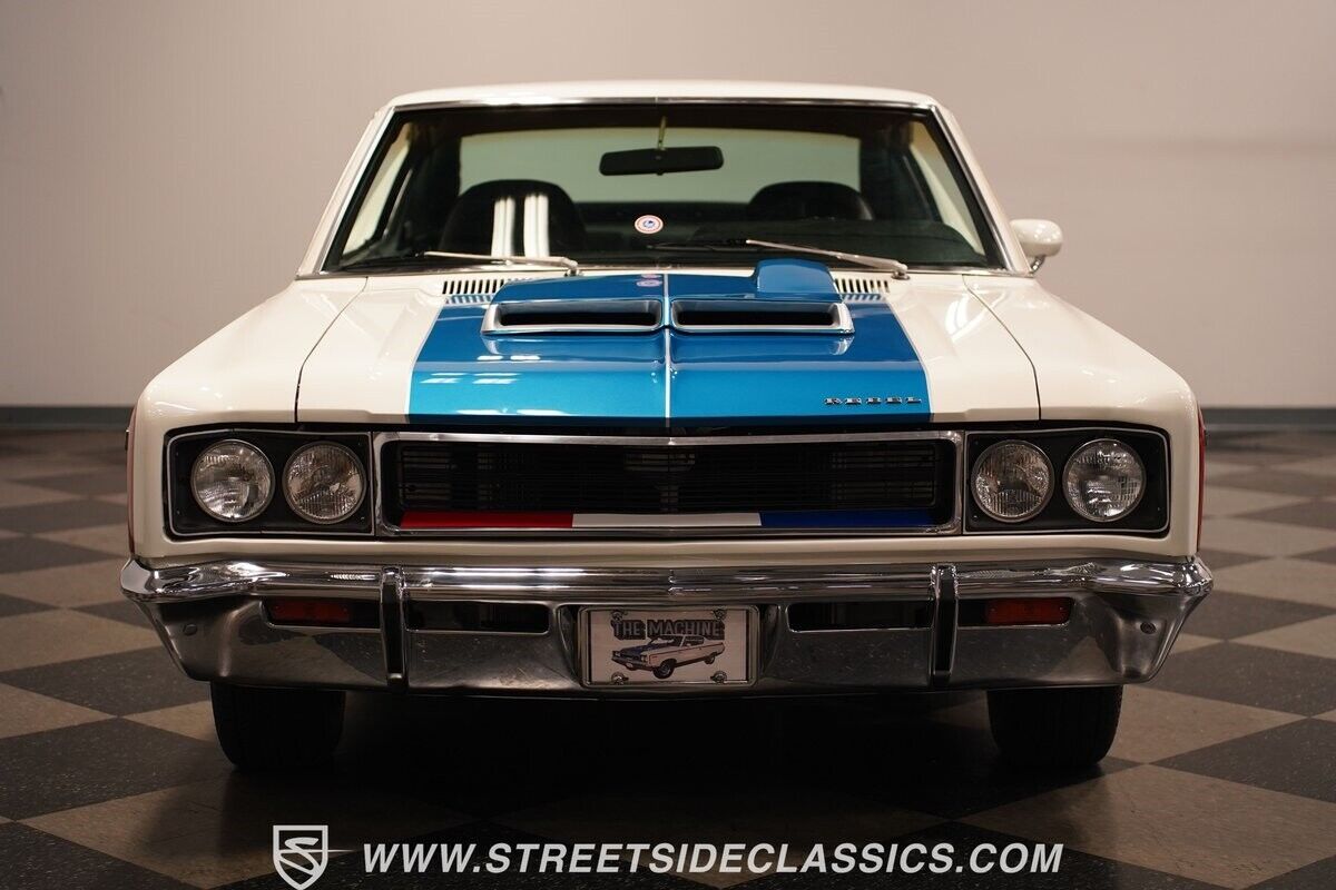 AMC-Rebel-1970-Coupe-5