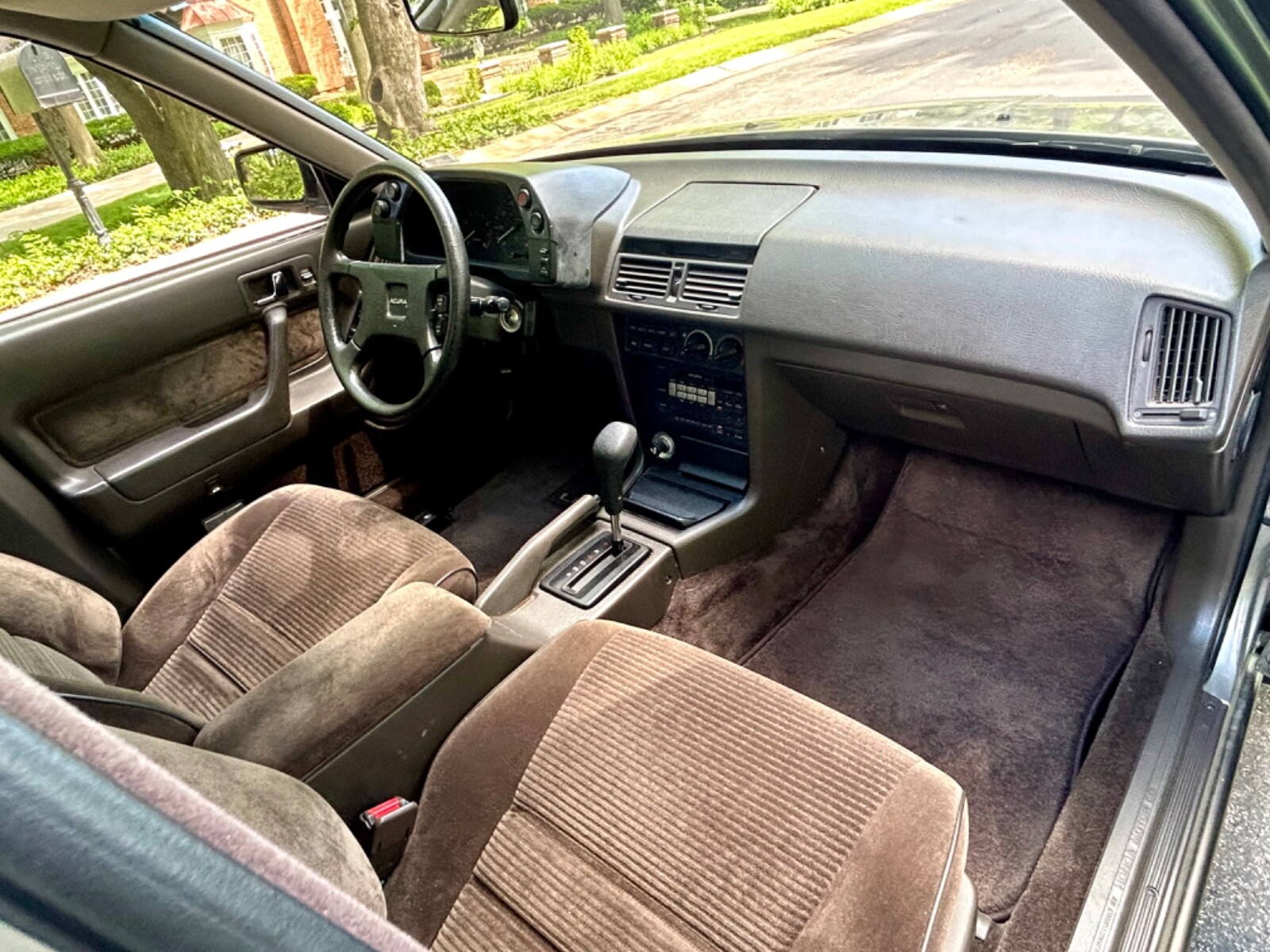 Acura-Legend-1987-Sedan-18