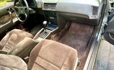 Acura-Legend-1987-Sedan-19