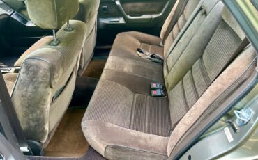 Acura-Legend-1987-Sedan-20