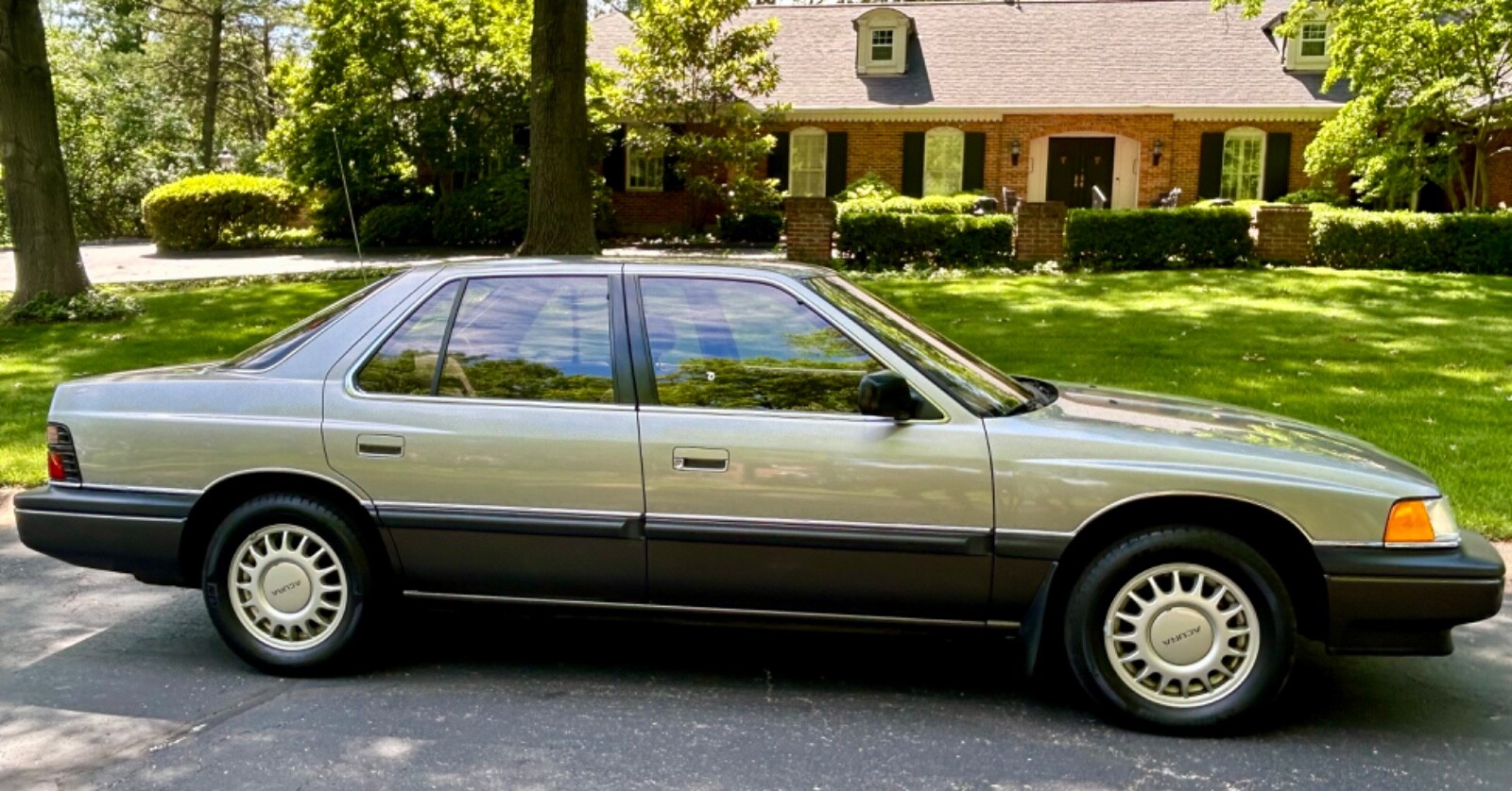 Acura-Legend-1987-Sedan-3