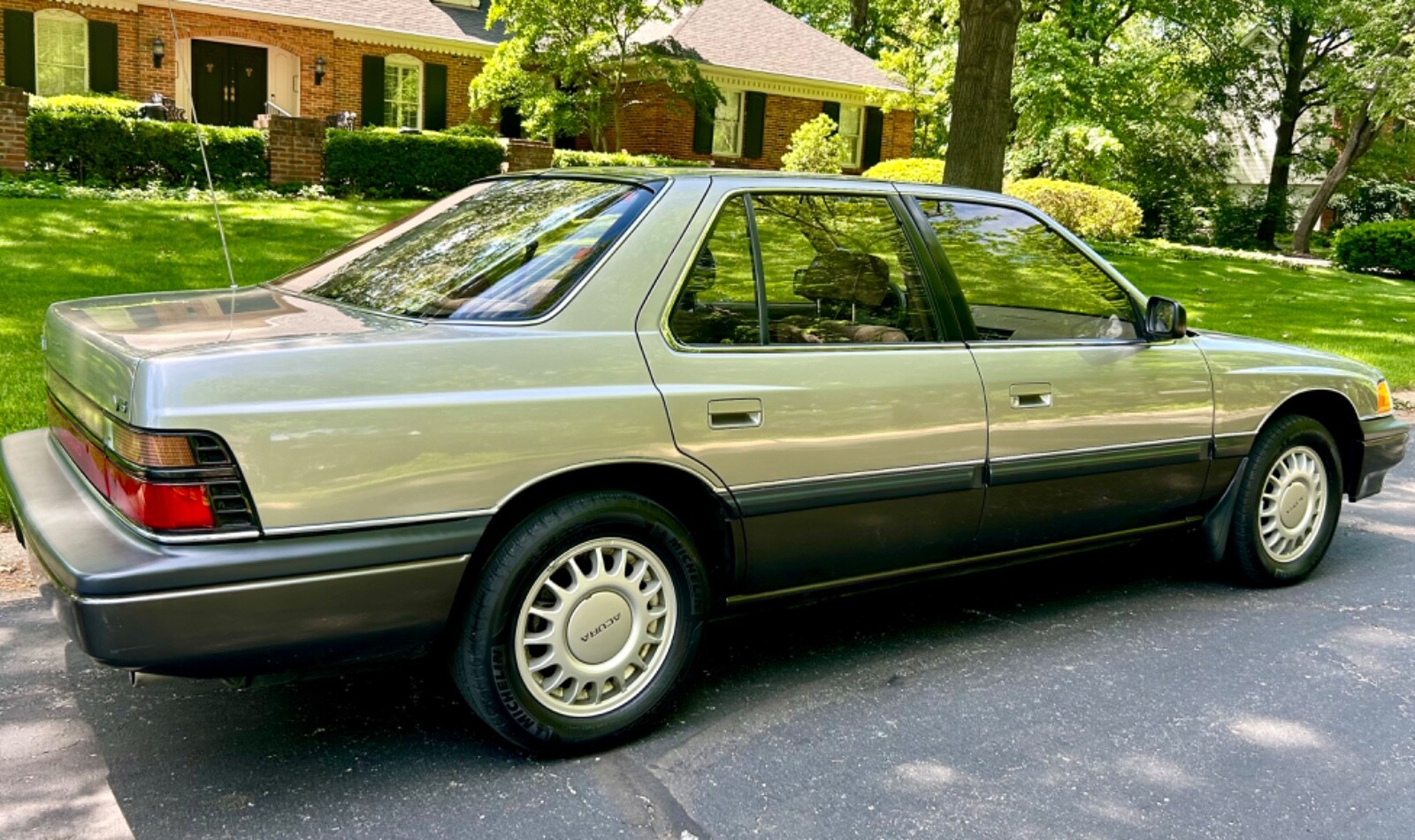 Acura-Legend-1987-Sedan-4