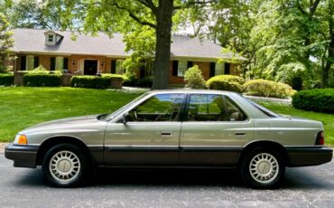 Acura-Legend-1987-Sedan-8
