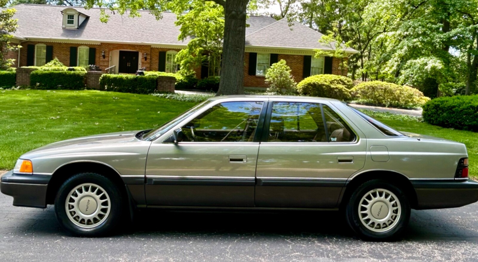 Acura-Legend-1987-Sedan-9