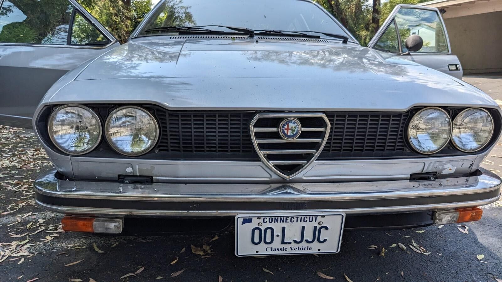Alfa-Romeo-Alfetta-1976-Coupe-3