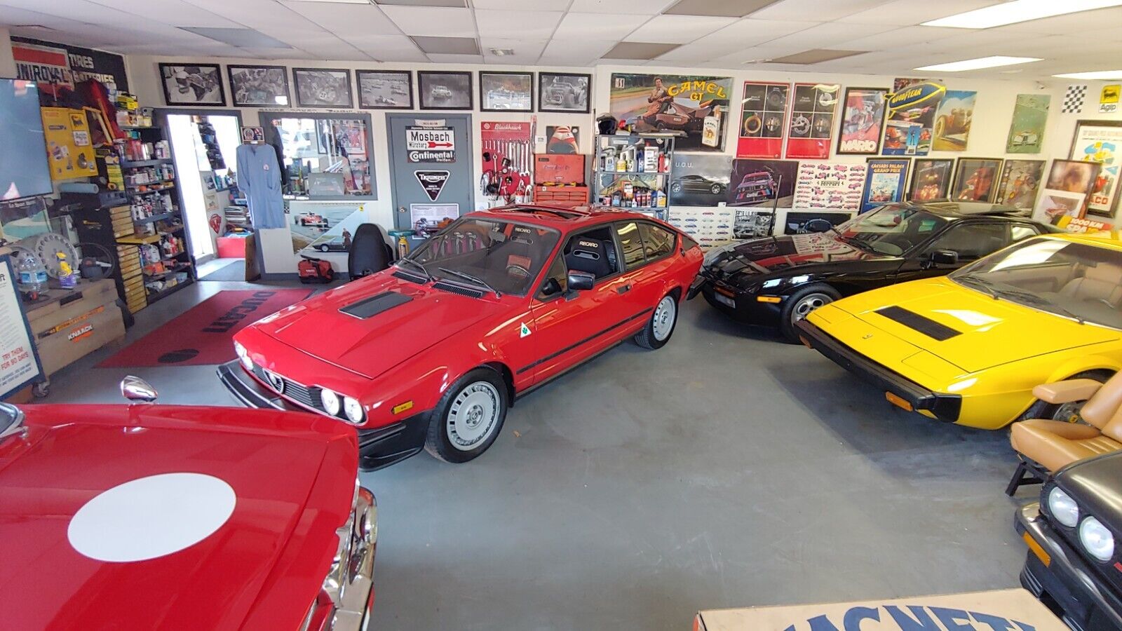 Alfa-Romeo-GTV-6-1984-Coupe-1