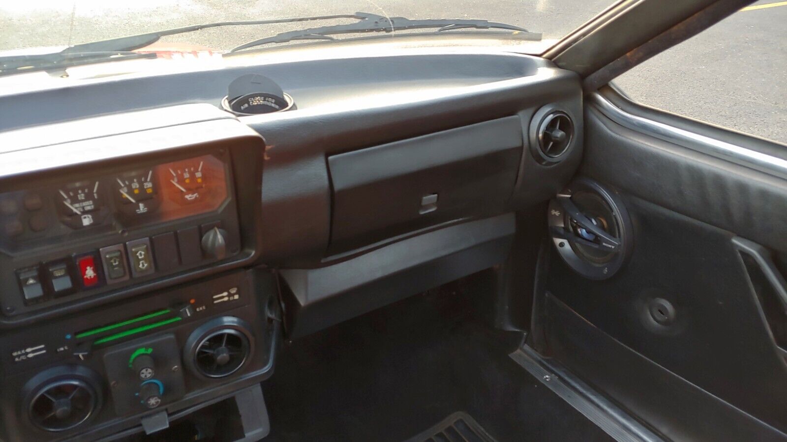 Alfa-Romeo-GTV-6-1984-Coupe-16