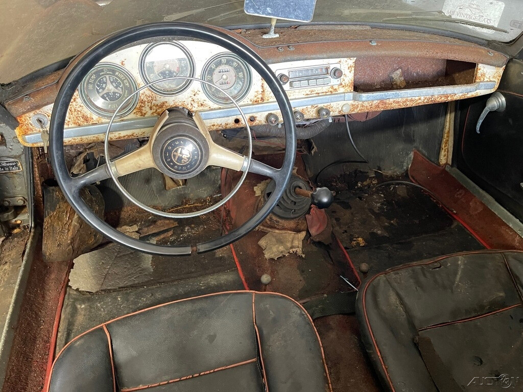 Alfa-Romeo-Giulia-1959-Convertible-16