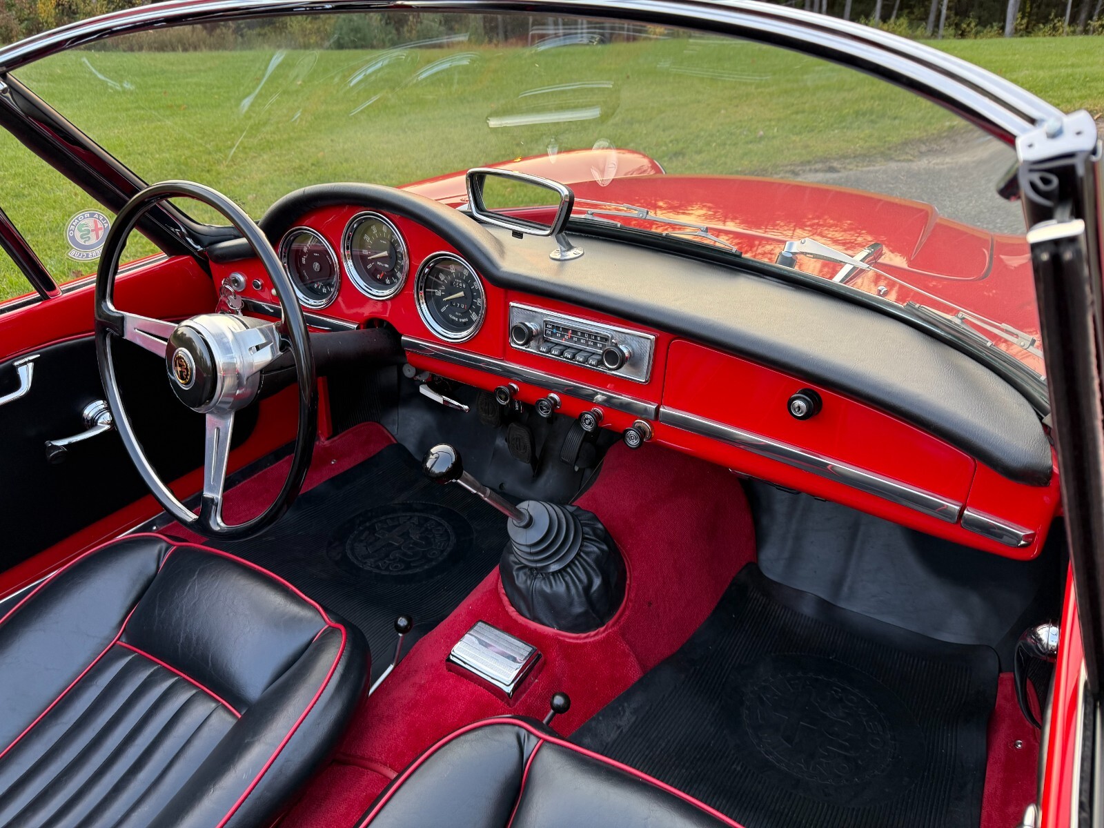 Alfa-Romeo-Giulia-1965-13