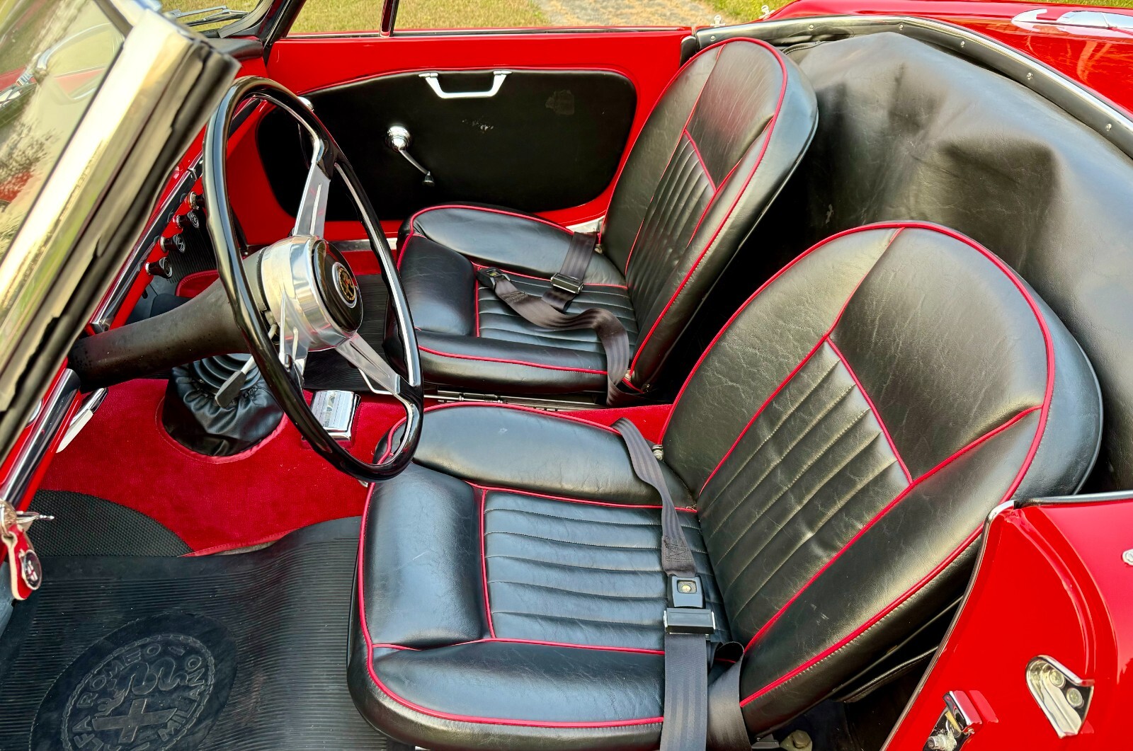 Alfa-Romeo-Giulia-1965-25