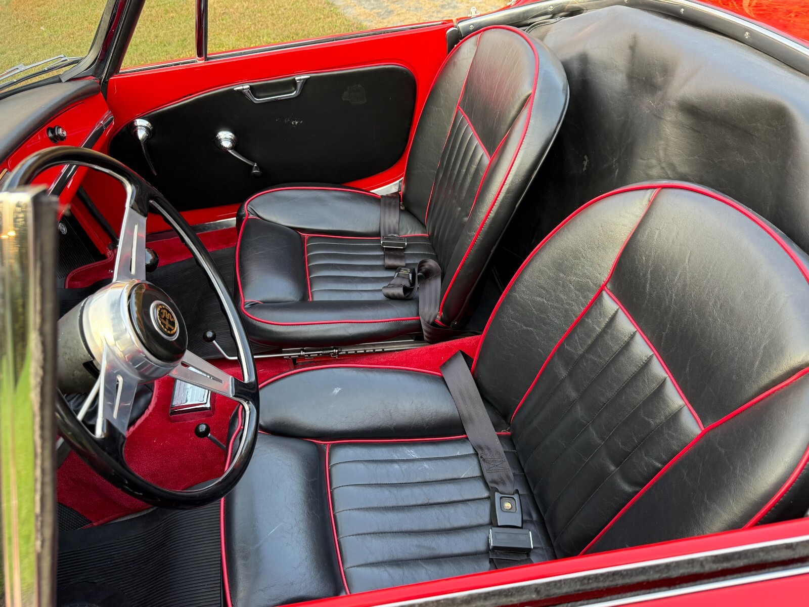 Alfa-Romeo-Giulia-1965-3