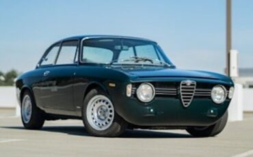 Alfa-Romeo-Giulia-1967-5