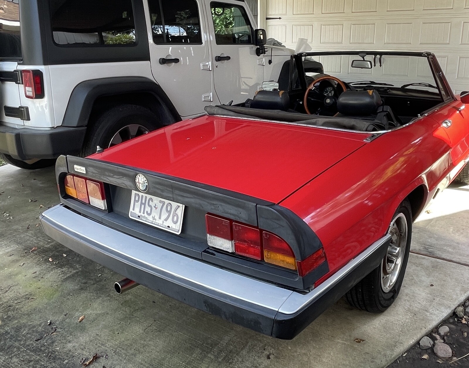 Alfa-Romeo-Spider-1985-2