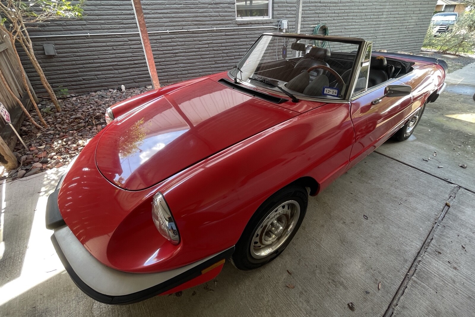 Alfa-Romeo-Spider-1985